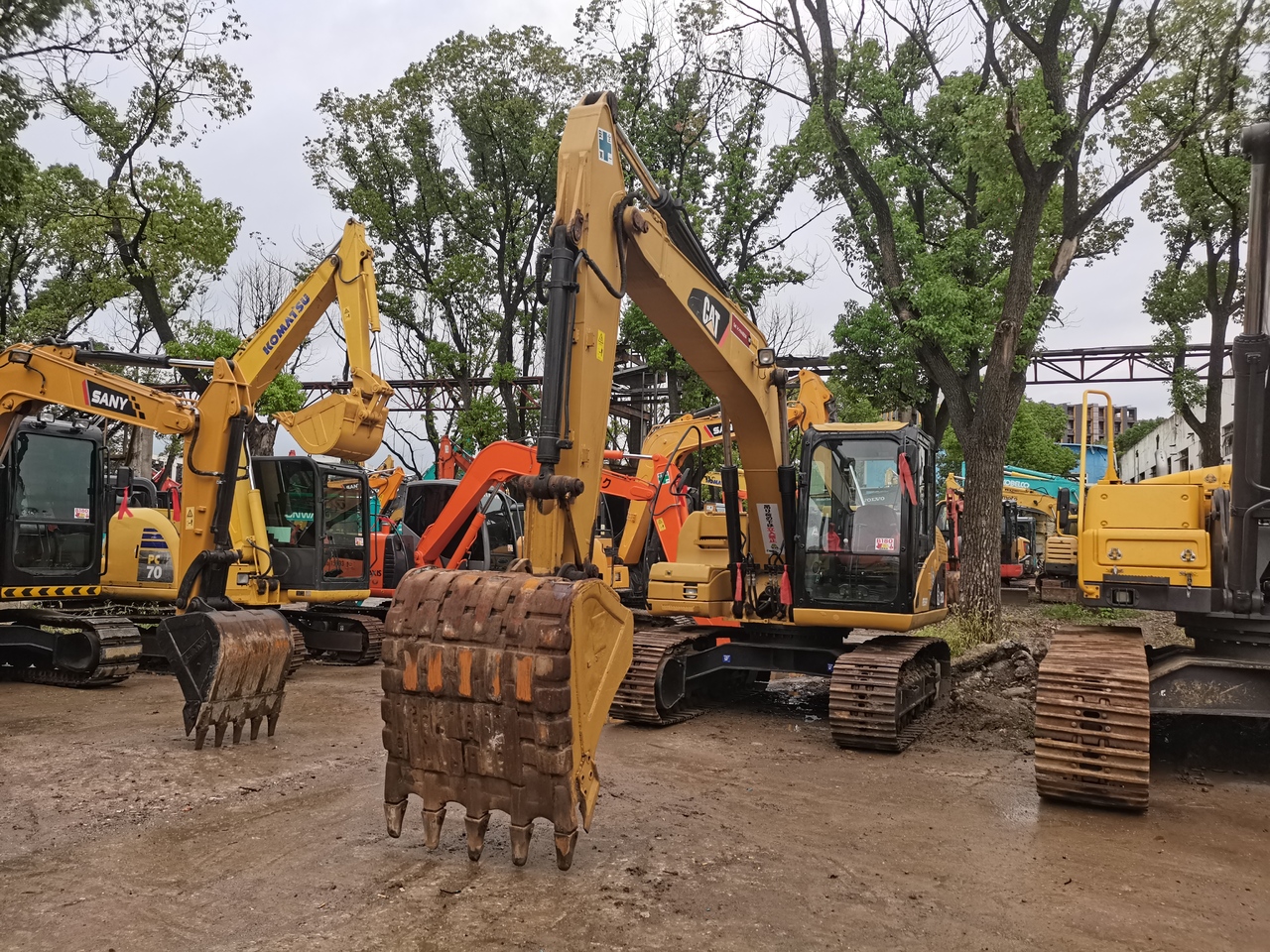 CATERPILLAR 312D - Pelle sur chenille: photos 2 CATERPILLAR 312D - Pelle sur chenille: photos 2