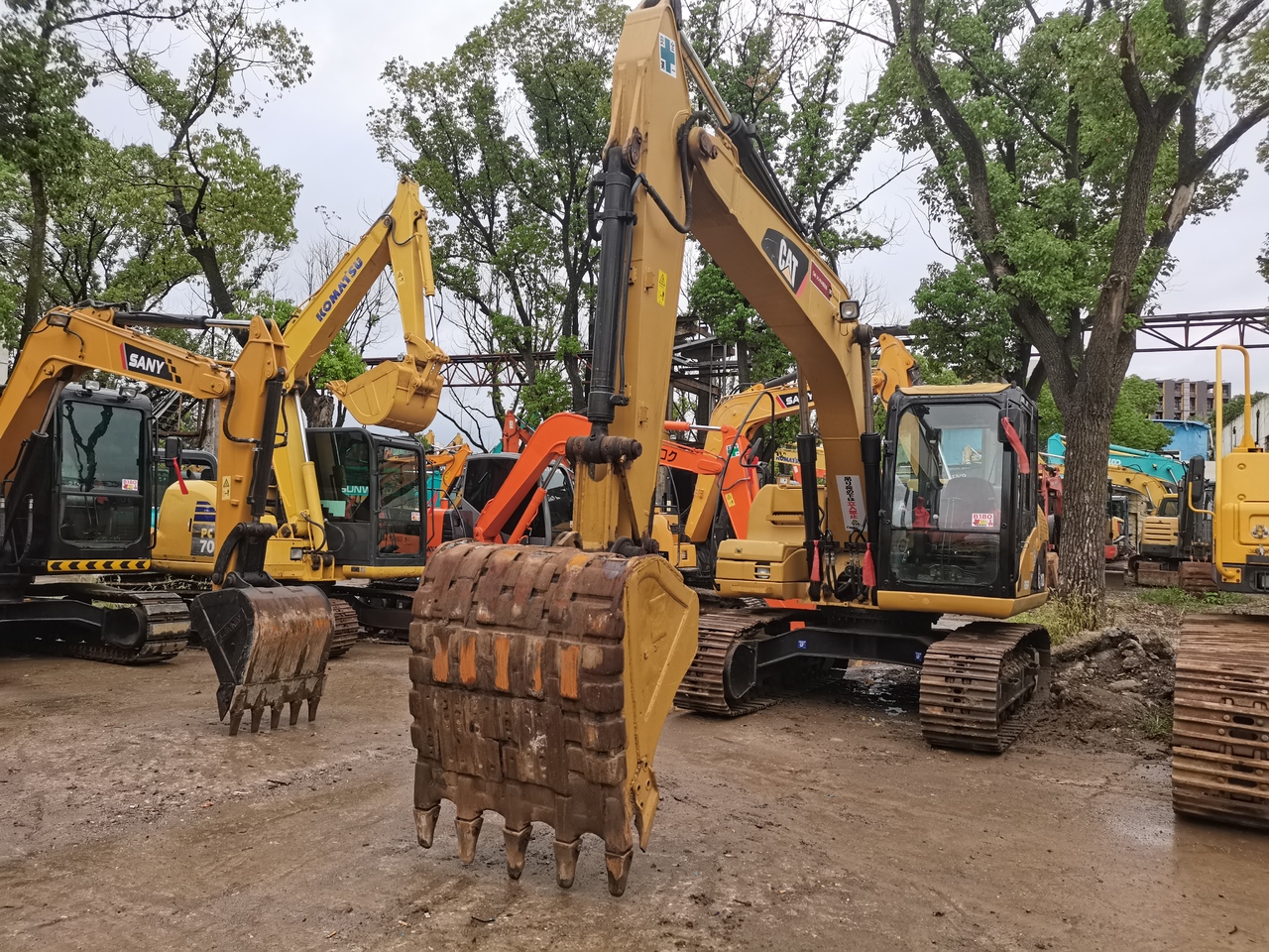 CATERPILLAR 312D - Pelle sur chenille: photos 3 CATERPILLAR 312D - Pelle sur chenille: photos 3