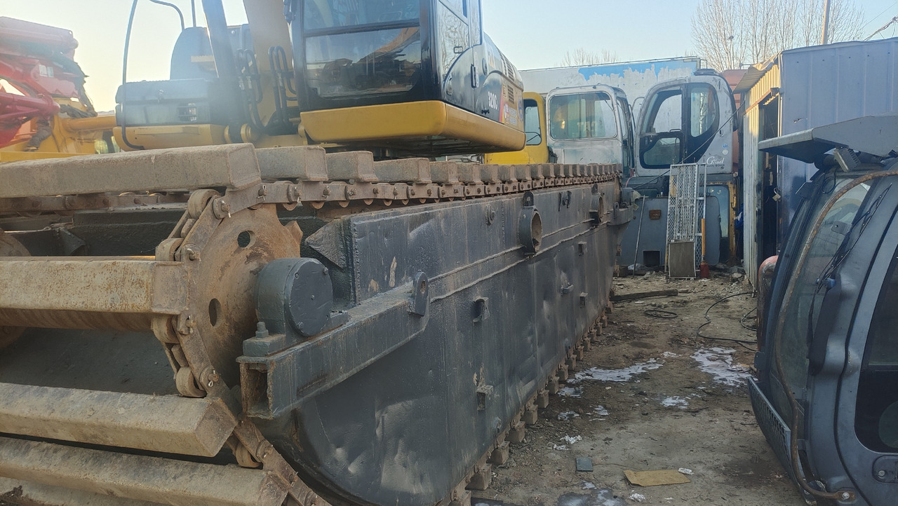 CATERPILLAR 320C - Excavatrice amphibie: photos 2 CATERPILLAR 320C - Excavatrice amphibie: photos 2