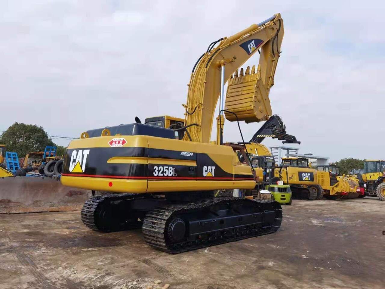 CATERPILLAR 325BL - Pelle sur chenille: photos 1 CATERPILLAR 325BL - Pelle sur chenille: photos 1