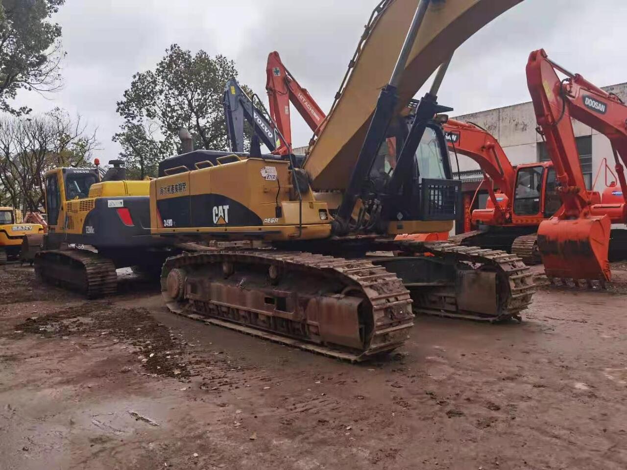 CATERPILLAR 349DL - Pelle sur chenille: photos 3 CATERPILLAR 349DL - Pelle sur chenille: photos 3