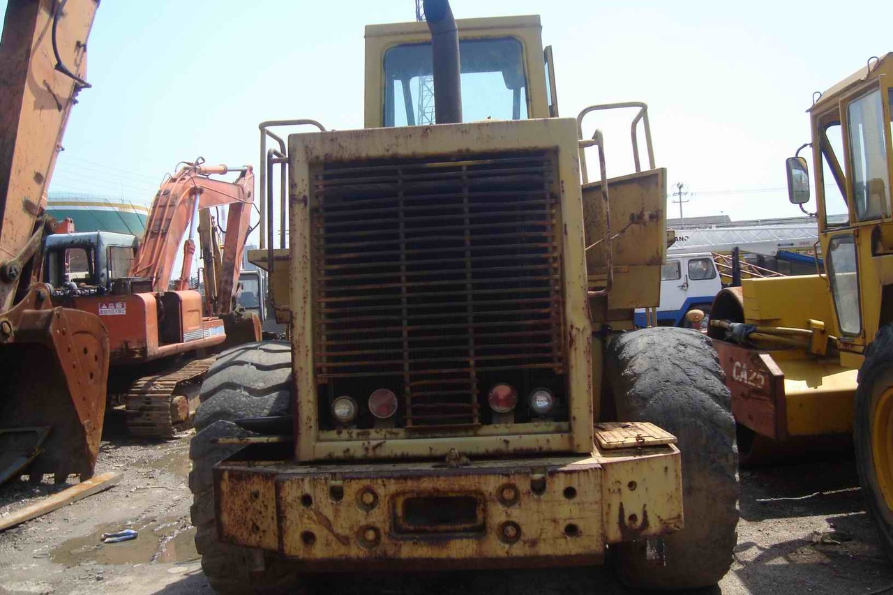 CATERPILLAR 950B - Chargeuse sur pneus: photos 5 CATERPILLAR 950B - Chargeuse sur pneus: photos 5