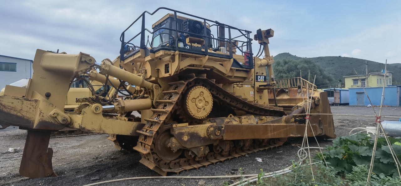 CATERPILLAR D10R - Bulldozer: photos 5 CATERPILLAR D10R - Bulldozer: photos 5