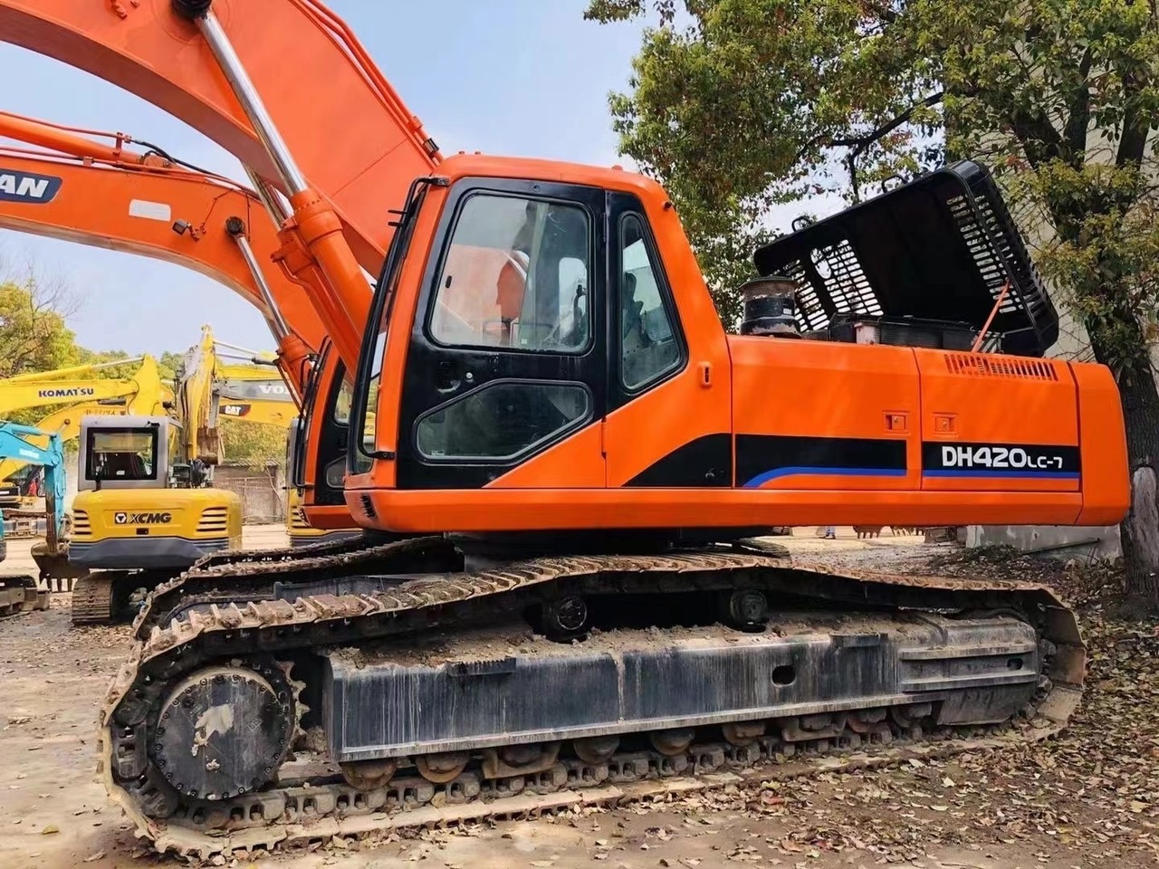 DOOSAN DH420LC-7 - Pelle sur chenille: photos 1 DOOSAN DH420LC-7 - Pelle sur chenille: photos 1