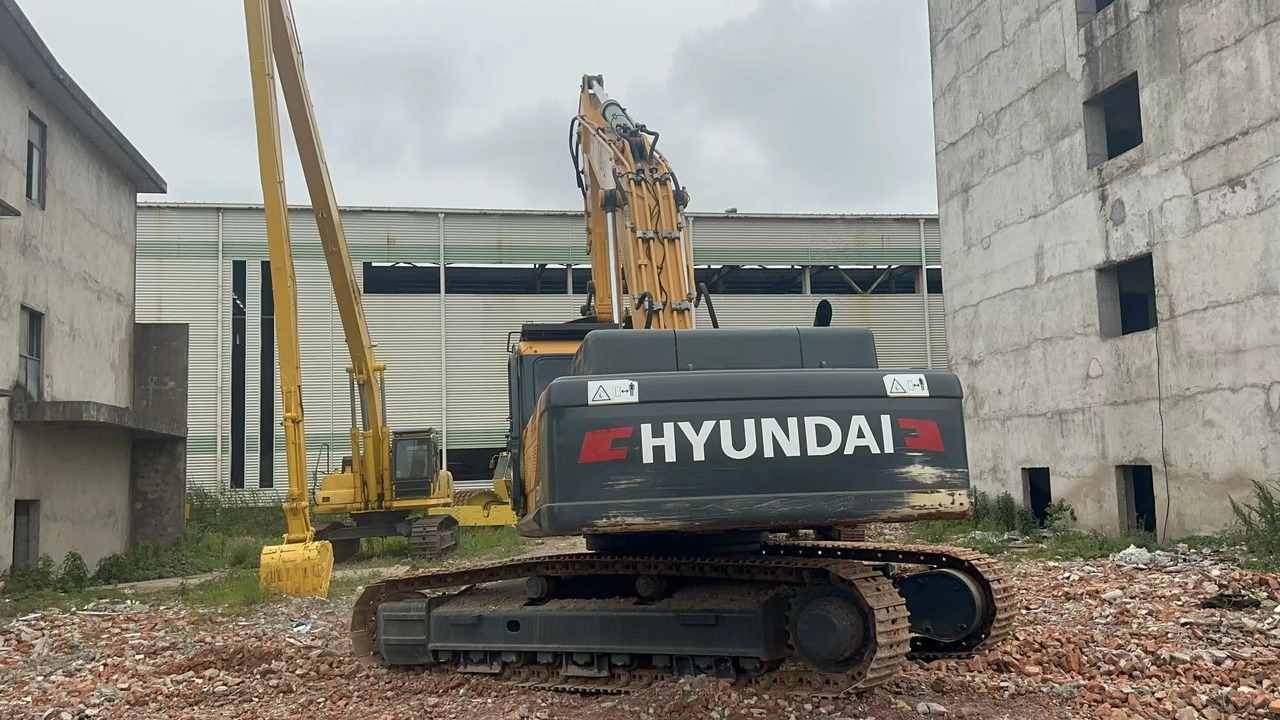HYUNDAI R520L-9VS - Pelle sur chenille: photos 5 HYUNDAI R520L-9VS - Pelle sur chenille: photos 5