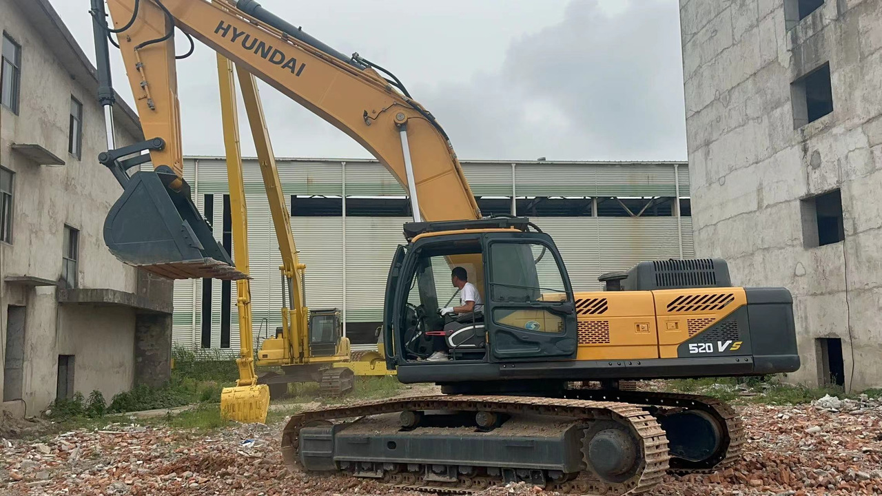 HYUNDAI R520L-9VS - Pelle sur chenille: photos 1 HYUNDAI R520L-9VS - Pelle sur chenille: photos 1