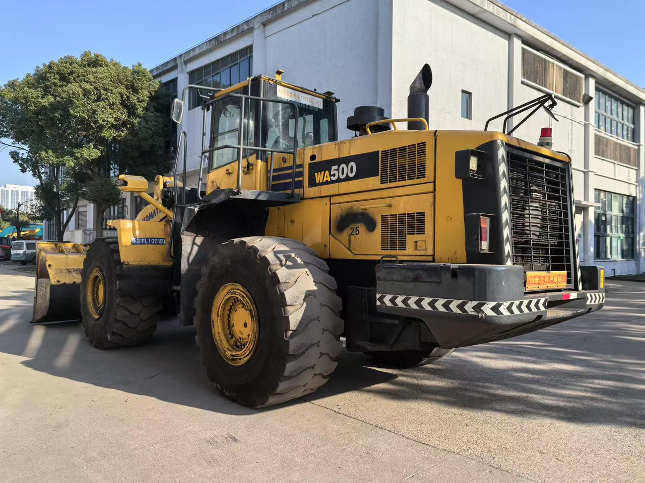 KOMATSU WA500-6 - Chargeuse sur pneus: photos 3 KOMATSU WA500-6 - Chargeuse sur pneus: photos 3