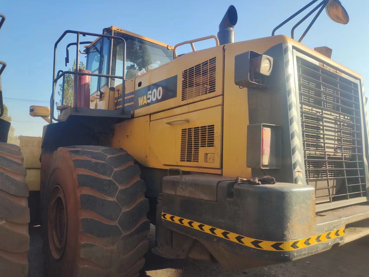 KOMATSU WA500-6 -wheel loader - Chargeuse sur pneus: photos 2 KOMATSU WA500-6 -wheel loader - Chargeuse sur pneus: photos 2