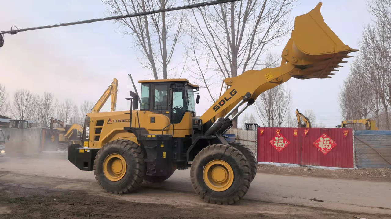 SDLG LG955F - Chargeuse sur pneus: photos 2 SDLG LG955F - Chargeuse sur pneus: photos 2