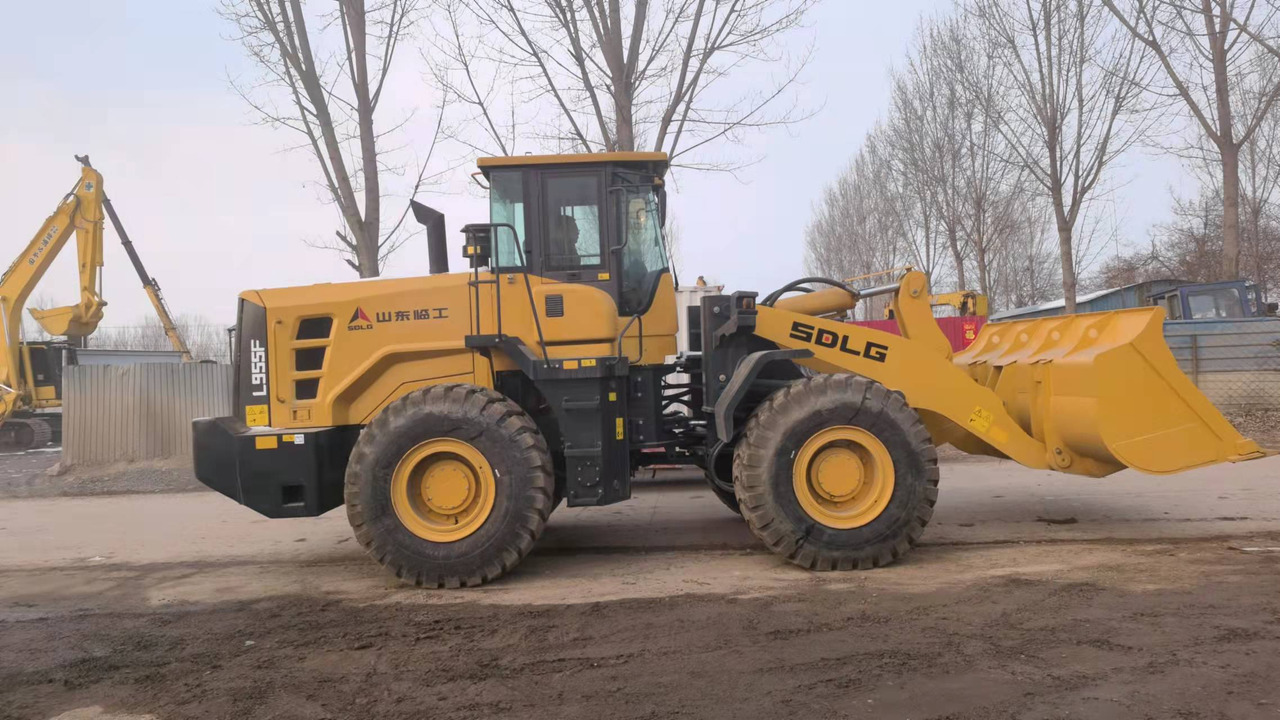 SDLG LG955F - Chargeuse sur pneus: photos 4 SDLG LG955F - Chargeuse sur pneus: photos 4