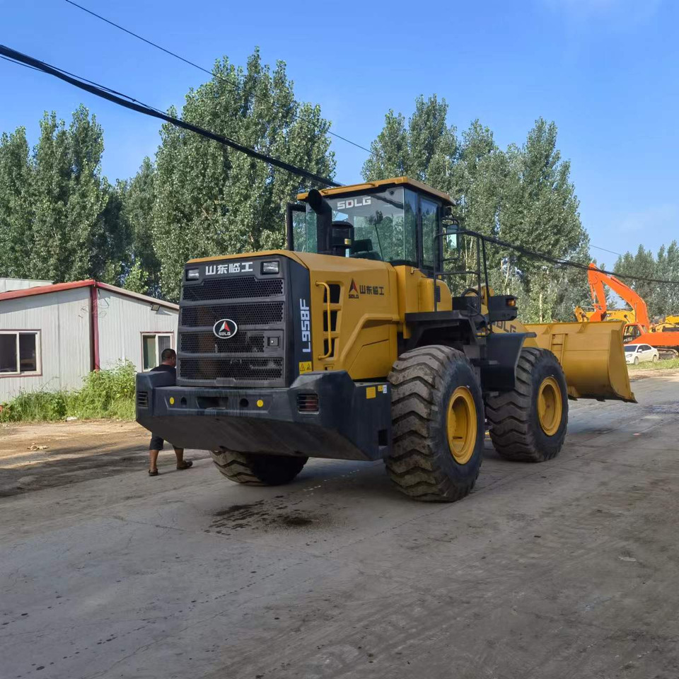 SDLG LG958F - Chargeuse sur pneus: photos 2 SDLG LG958F - Chargeuse sur pneus: photos 2