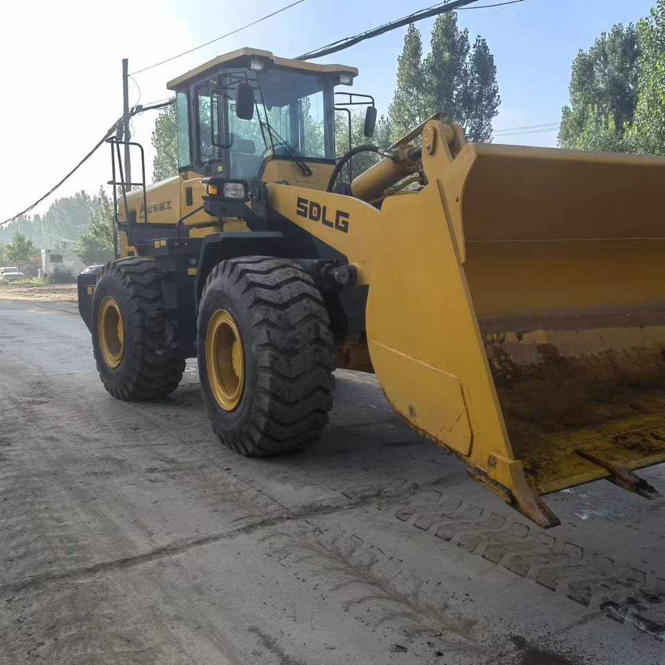 SDLG LG958F - Chargeuse sur pneus: photos 4 SDLG LG958F - Chargeuse sur pneus: photos 4
