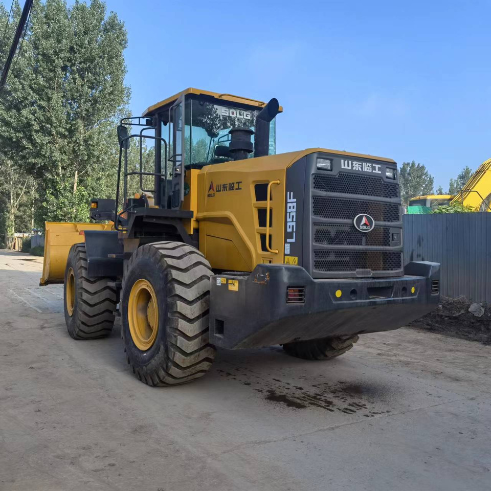 SDLG LG958F - Chargeuse sur pneus: photos 5 SDLG LG958F - Chargeuse sur pneus: photos 5