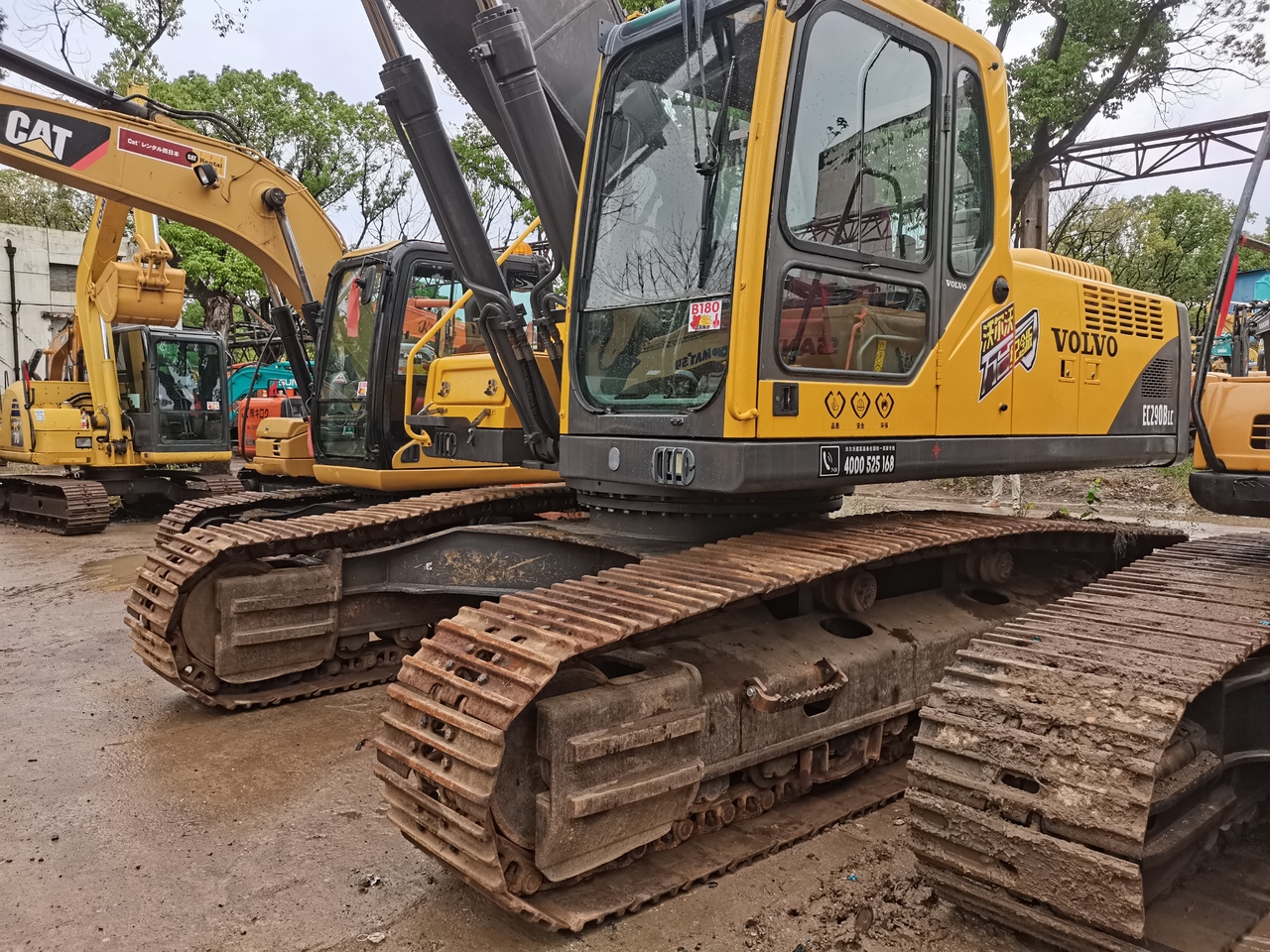 VOLVO EC290BLC - Pelle sur chenille: photos 4 VOLVO EC290BLC - Pelle sur chenille: photos 4