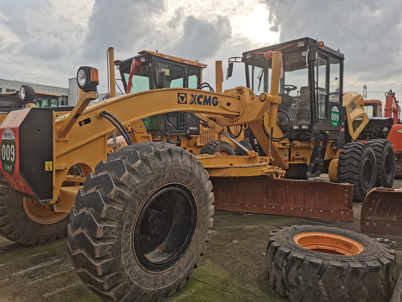 XCMG GR180 - Niveleuse: photos 3 XCMG GR180 - Niveleuse: photos 3