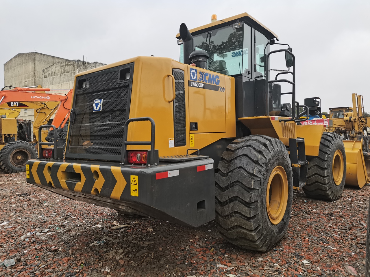 XCMG LW500KV - Chargeuse sur pneus: photos 5 XCMG LW500KV - Chargeuse sur pneus: photos 5