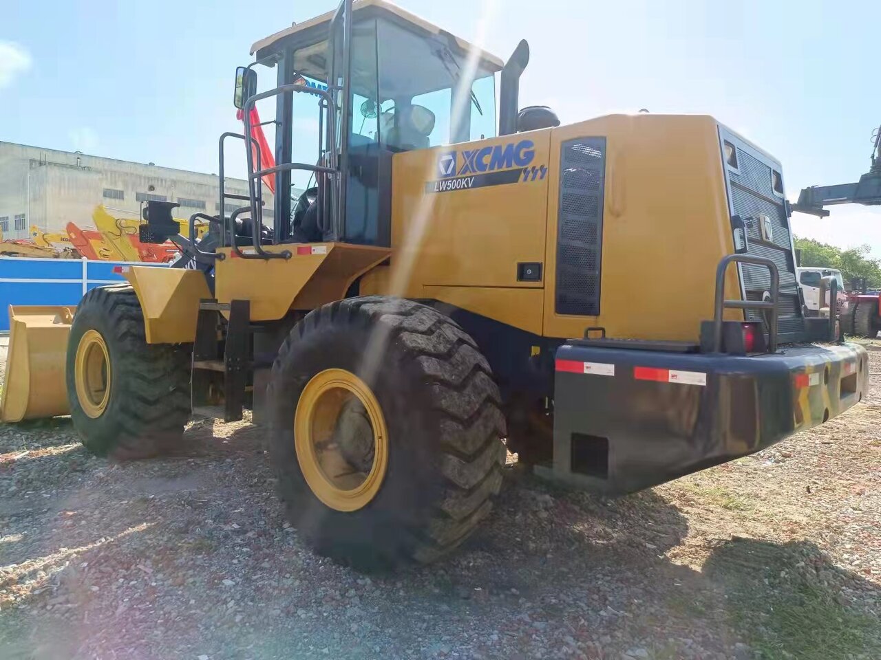 XCMG LW500KV - Chargeuse sur pneus: photos 4 XCMG LW500KV - Chargeuse sur pneus: photos 4