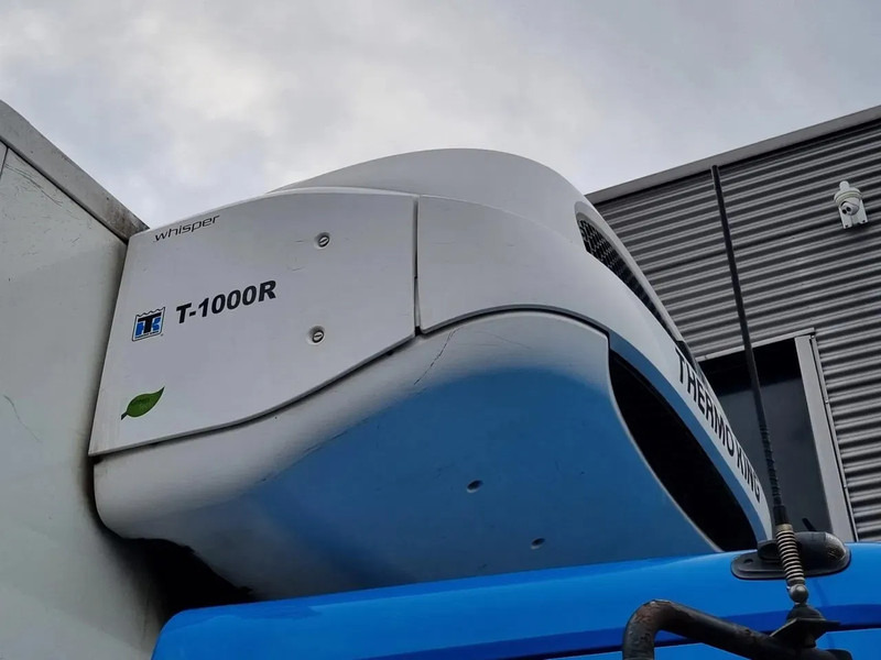 Camion frigorifique DAF LF 45.220 Kuhlkoffer Thermoking T1000R LBW ST380V EURO EEV: photos 12 Camion frigorifique DAF LF 45.220 Kuhlkoffer Thermoking T1000R LBW ST380V EURO EEV: photos 12