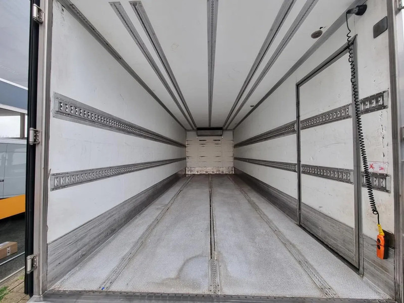 Camion frigorifique DAF LF 45.220 Kuhlkoffer Thermoking T1000R LBW ST380V EURO EEV: photos 19 Camion frigorifique DAF LF 45.220 Kuhlkoffer Thermoking T1000R LBW ST380V EURO EEV: photos 19