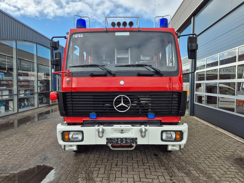 Mercedes-Benz SK 1224 4x4 FIRETRUCK/ FEUERWEHR/ 2400L TANK/ EXPEDITION - Camion de pompier: photos 4 Mercedes-Benz SK 1224 4x4 FIRETRUCK/ FEUERWEHR/ 2400L TANK/ EXPEDITION - Camion de pompier: photos 4