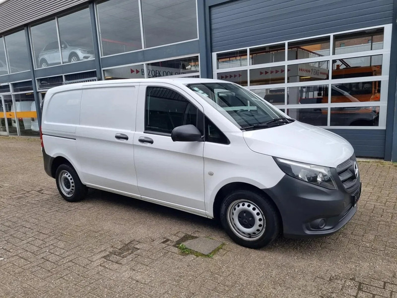 Mercedes-Benz Vito 111 CDI/ Airco/ Navi/ EURO 6 - Fourgonnette: photos 1 Mercedes-Benz Vito 111 CDI/ Airco/ Navi/ EURO 6 - Fourgonnette: photos 1