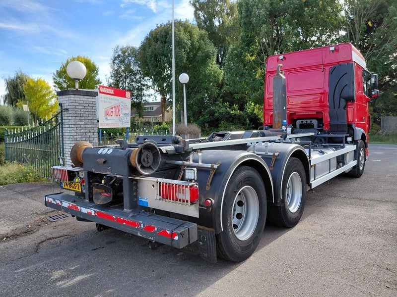 DAF XF 460 Manuel Gearbox 6x2 Container Truck - Camion ampliroll: photos 3 DAF XF 460 Manuel Gearbox 6x2 Container Truck - Camion ampliroll: photos 3