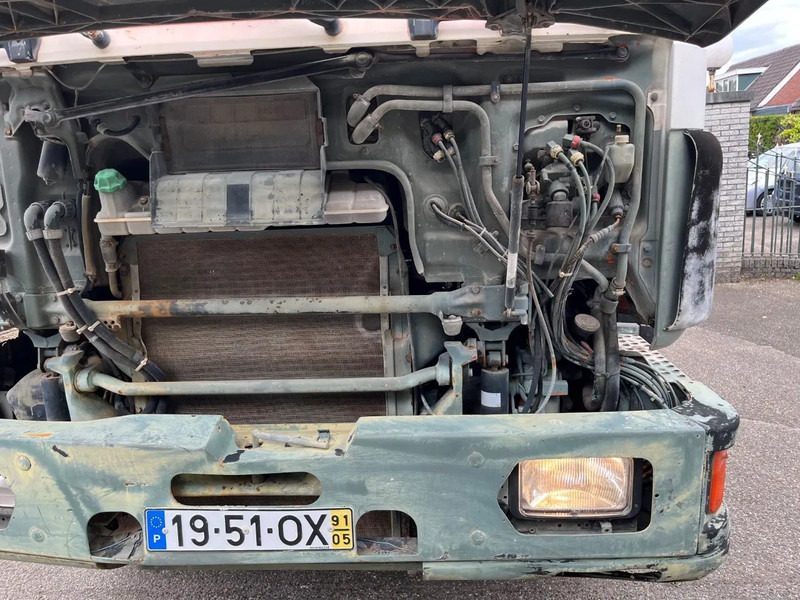 MAN 35.302 8x4 FULL STEEL SPRING MANUAL ZF GEARBOX !!! 6 CILINDER !!! - Camion malaxeur: photos 3 MAN 35.302 8x4 FULL STEEL SPRING MANUAL ZF GEARBOX !!! 6 CILINDER !!! - Camion malaxeur: photos 3