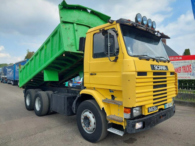 Scania 143-400 V8 6x4 - Camion benne: photos 2 Scania 143-400 V8 6x4 - Camion benne: photos 2