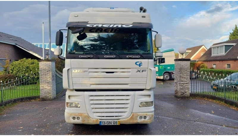 DAF XF 105.410 - Tracteur routier: photos 5 DAF XF 105.410 - Tracteur routier: photos 5