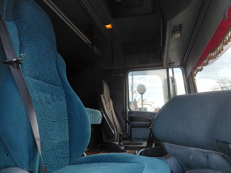 Tracteur routier DAF XF 95.430 4x2 MANUAL ZF GEARBOX !! EURO 3 Engine !!: photos 9