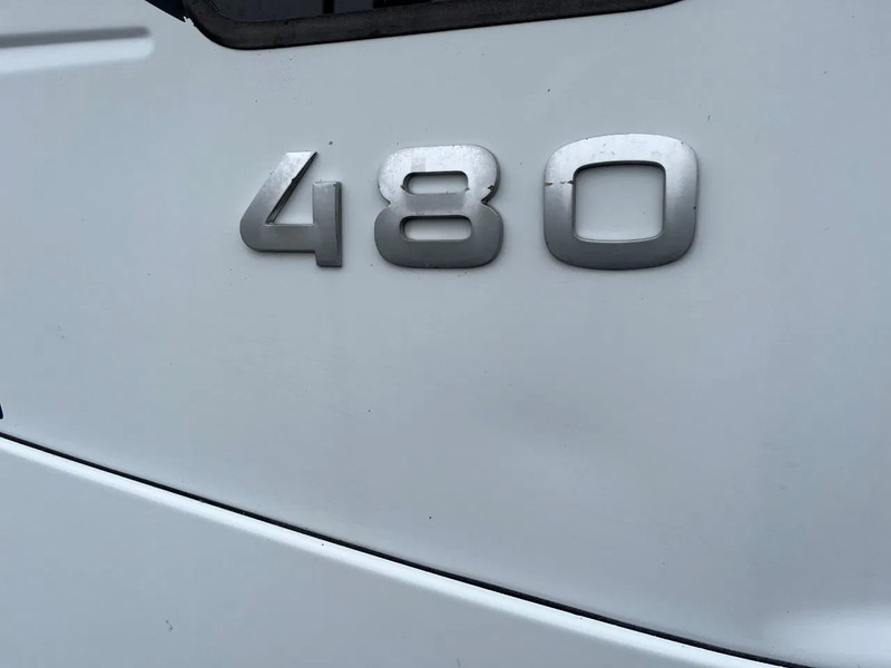 Iveco Stralis 440.48 MANUAL ZF GEARBOX ORIGINAL LOW MILEAGE - Tracteur routier: photos 5 Iveco Stralis 440.48 MANUAL ZF GEARBOX ORIGINAL LOW MILEAGE - Tracteur routier: photos 5