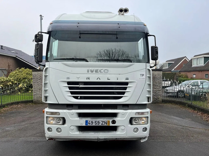 Iveco Stralis 440.48 MANUAL ZF GEARBOX ORIGINAL LOW MILEAGE - Tracteur routier: photos 2 Iveco Stralis 440.48 MANUAL ZF GEARBOX ORIGINAL LOW MILEAGE - Tracteur routier: photos 2