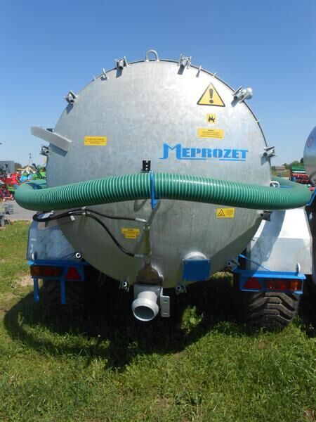 Tonne à lisier neuf MEPROZET Güllefässer/ Slurry tank/ Beczkowóz T-528/5 (PN60/3): photos 6 Tonne à lisier neuf MEPROZET Güllefässer/ Slurry tank/ Beczkowóz T-528/5 (PN60/3): photos 6