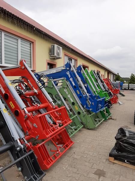 Metal-Technik Frontlader für McCORMICK Mc120 / Ładowacz czołowy McCORMICK Mc12 - Chargeur frontal pour tracteur pour Tracteur agricole: photos 1 Metal-Technik Frontlader für McCORMICK Mc120 / Ładowacz czołowy McCORMICK Mc12 - Chargeur frontal pour tracteur pour Tracteur agricole: photos 1