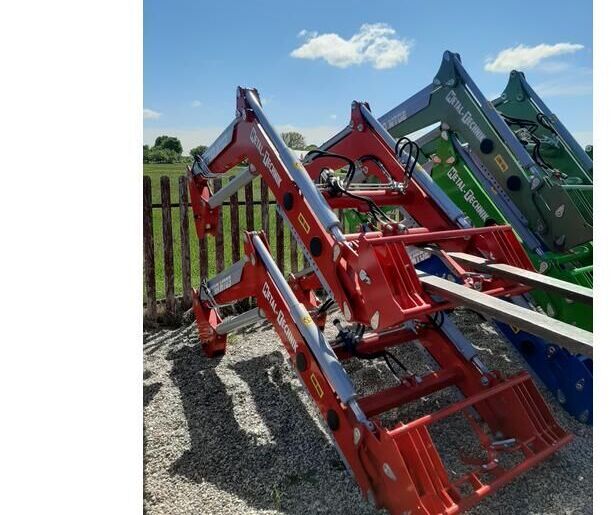 Metal-Technik Ładowacz czołowy MT-02 do CLAAS - Chargeur frontal pour tracteur pour Machine agricole: photos 2 Metal-Technik Ładowacz czołowy MT-02 do CLAAS - Chargeur frontal pour tracteur pour Machine agricole: photos 2