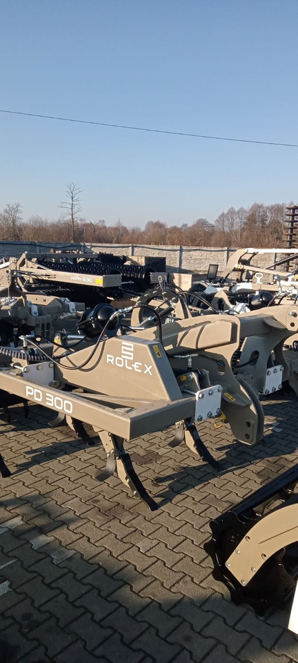 ROLEX PŁug dłutowy 300 - Charrue: photos 1 ROLEX PŁug dłutowy 300 - Charrue: photos 1