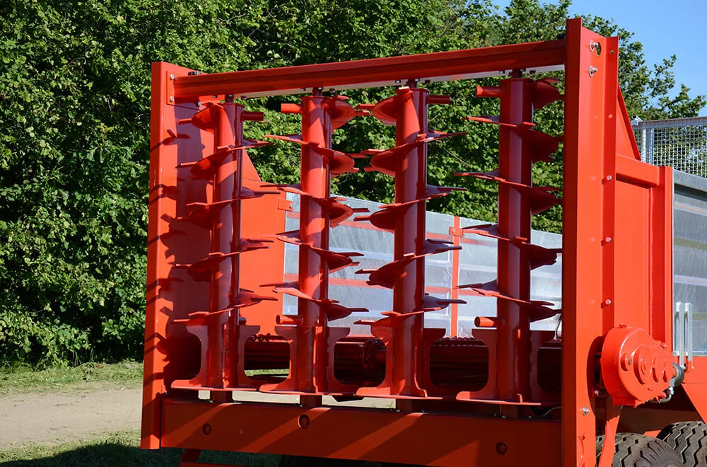 Roltrans N250/4 HELIOS - Distributeur d'engrais: photos 1 Roltrans N250/4 HELIOS - Distributeur d'engrais: photos 1