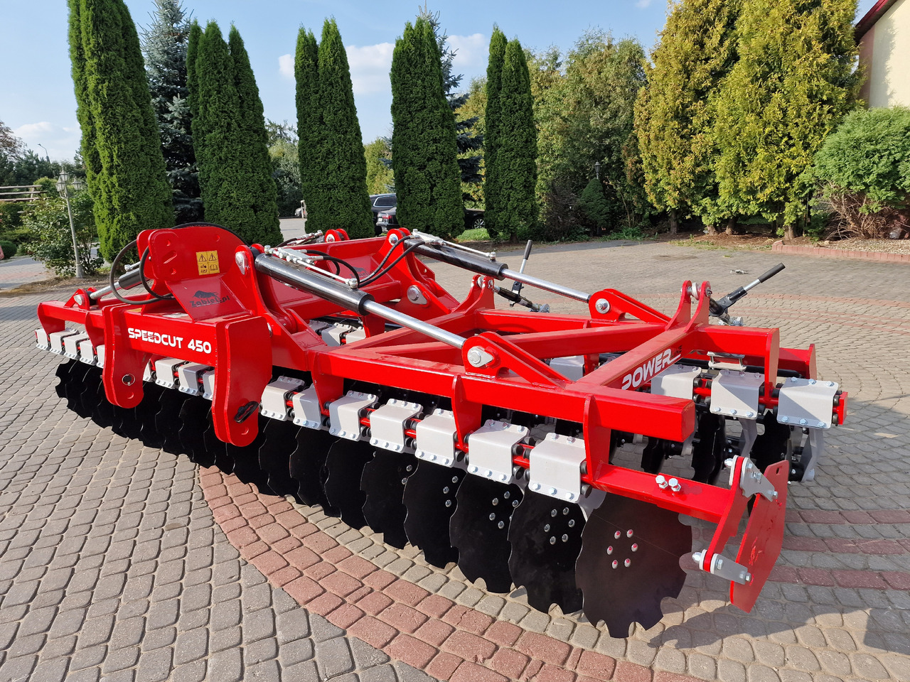 Zabiel Brona talerzowa 4,5m - Cover crop: photos 1 Zabiel Brona talerzowa 4,5m - Cover crop: photos 1