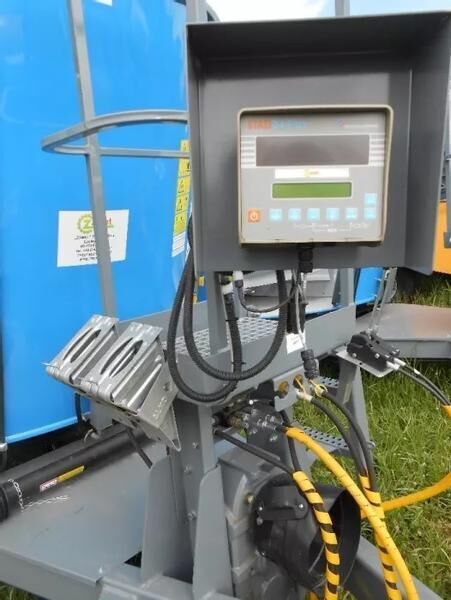 Zamet Paszowóz FIDER 10m3 - Mélangeuse: photos 4 Zamet Paszowóz FIDER 10m3 - Mélangeuse: photos 4