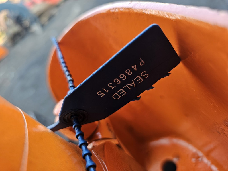 Atlas poliepgrijper 500l orange peel grapple atlas mhl - Grappin: photos 5 Atlas poliepgrijper 500l orange peel grapple atlas mhl - Grappin: photos 5