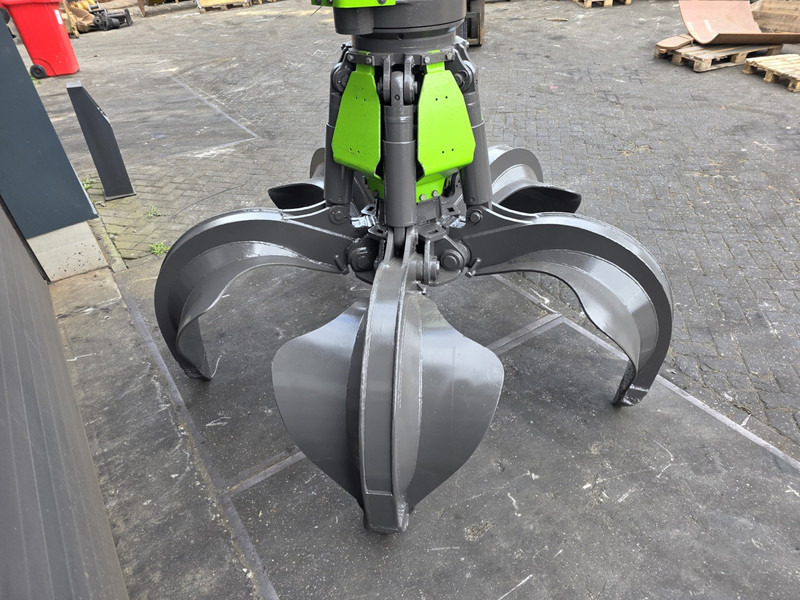 Sennebogen orange peel grapple sennebogen poliepgrijper - Grappin pour Engins de chantier: photos 4 Sennebogen orange peel grapple sennebogen poliepgrijper - Grappin pour Engins de chantier: photos 4