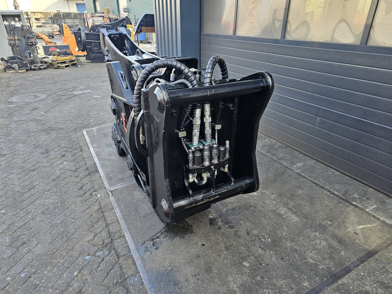 Verachtert vtk 40 oilquick 80 oq80 multicrusher combishear - Cisaille de démolition: photos 3 Verachtert vtk 40 oilquick 80 oq80 multicrusher combishear - Cisaille de démolition: photos 3