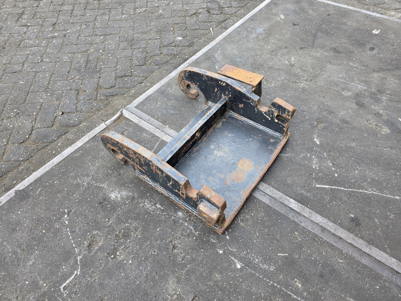 Kopplaat cw30 cw 40 adaptorplate cw30 cw40 - Attache rapide pour Engins de chantier: photos 4 Kopplaat cw30 cw 40 adaptorplate cw30 cw40 - Attache rapide pour Engins de chantier: photos 4