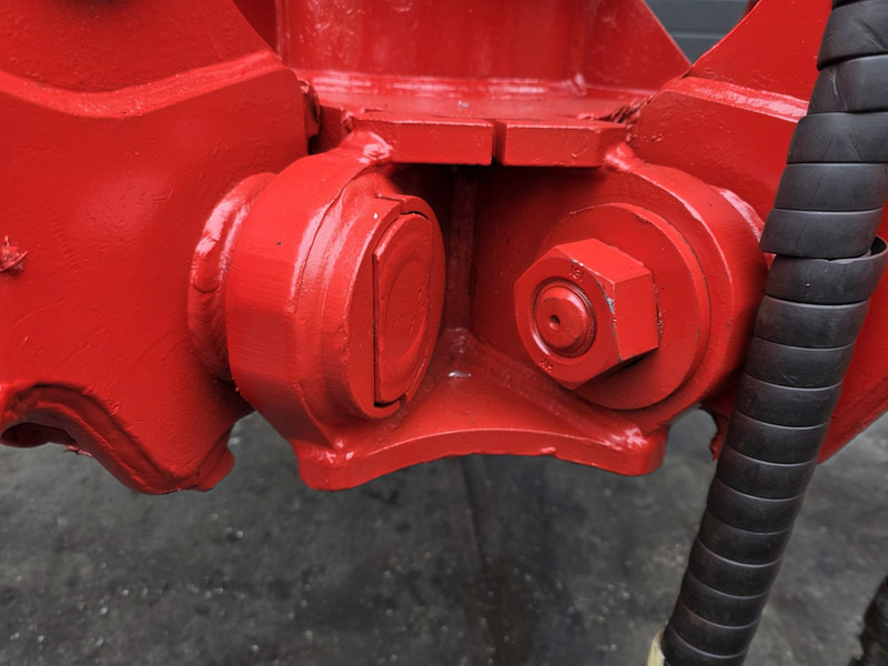 Grappin pour Engins de chantier minelli rozzi poliepgrijper minelli rozzi poliepgrijoper 600l: photos 7 Grappin pour Engins de chantier minelli rozzi poliepgrijper minelli rozzi poliepgrijoper 600l: photos 7