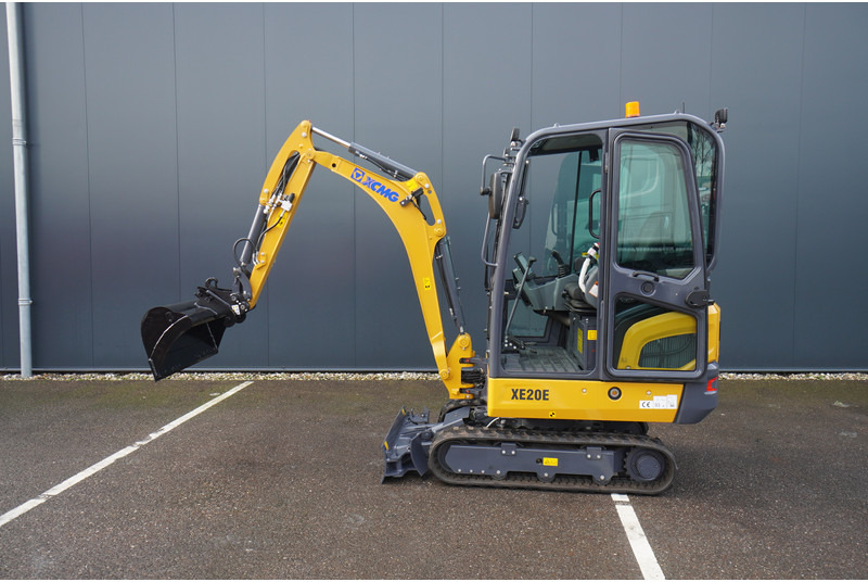 XCMG XE20E MINI CRAWLER DIGGER WITH BUCKETS - Engins de chantier: photos 1 XCMG XE20E MINI CRAWLER DIGGER WITH BUCKETS - Engins de chantier: photos 1