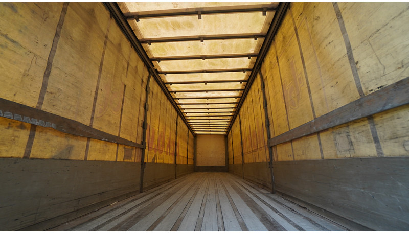Groenewegen 3 AXLE CURTAINSIDE TRAILER - Semi-remorque rideaux coulissants: photos 4 Groenewegen 3 AXLE CURTAINSIDE TRAILER - Semi-remorque rideaux coulissants: photos 4