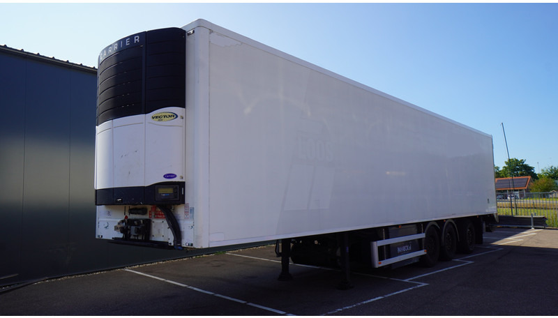 H.T.F. 3 AXLE FRIGO TRAILER CARRIER VECTOR 1800 - Semi-remorque frigorifique: photos 2 H.T.F. 3 AXLE FRIGO TRAILER CARRIER VECTOR 1800 - Semi-remorque frigorifique: photos 2