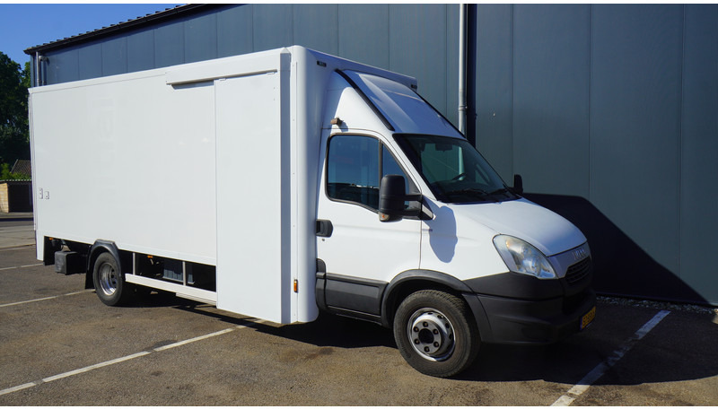 Iveco DAILY 70C17 CLOSED BOX 185.500KM - Camion fourgon: photos 4 Iveco DAILY 70C17 CLOSED BOX 185.500KM - Camion fourgon: photos 4