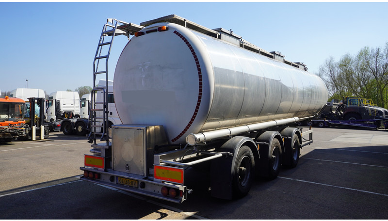 Magyar 3 AXLE FOOD TANK TRAILER 41.410LTR - Semi-remorque citerne: photos 5 Magyar 3 AXLE FOOD TANK TRAILER 41.410LTR - Semi-remorque citerne: photos 5