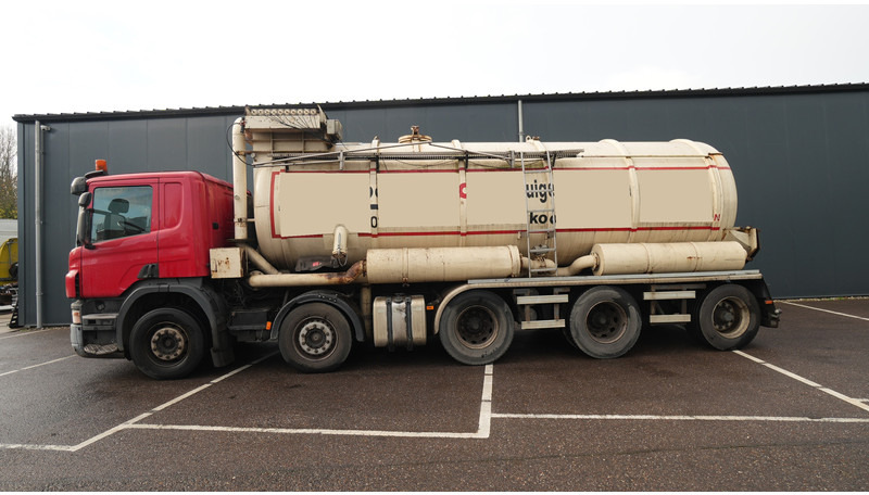 Scania P 380 10X4 BLOW AND SUCK TRUCK 522.000 - Camion citerne: photos 1 Scania P 380 10X4 BLOW AND SUCK TRUCK 522.000 - Camion citerne: photos 1